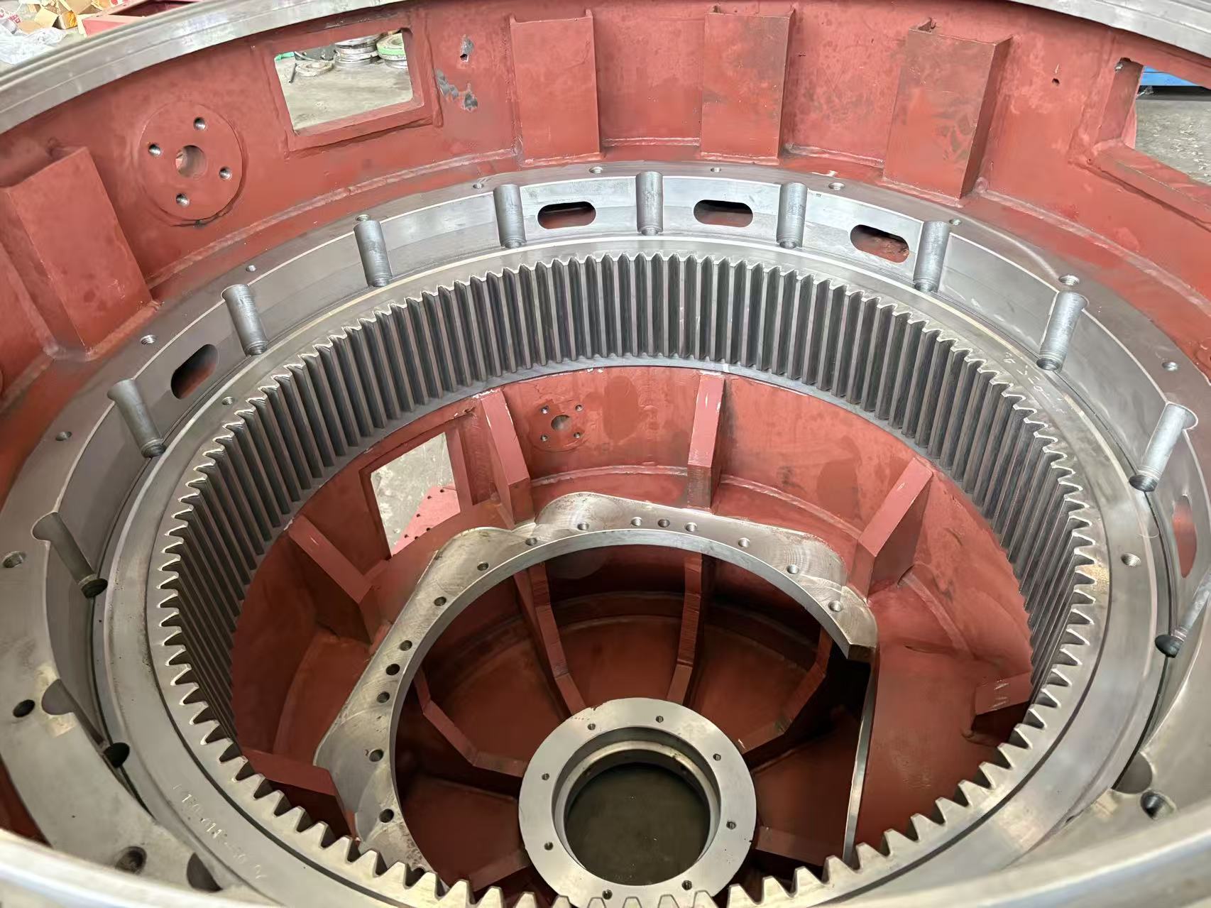 Large cast gearbox housing